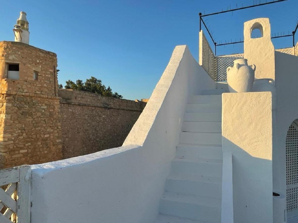 Holiday home Maison Des Cypres